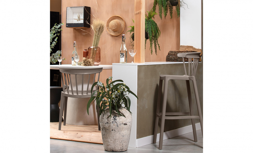 BLISS Barstol Taupe i gruppen Matplats / Sittmbler / Barstolar hos SoffaDirekt.se (373289-TA)