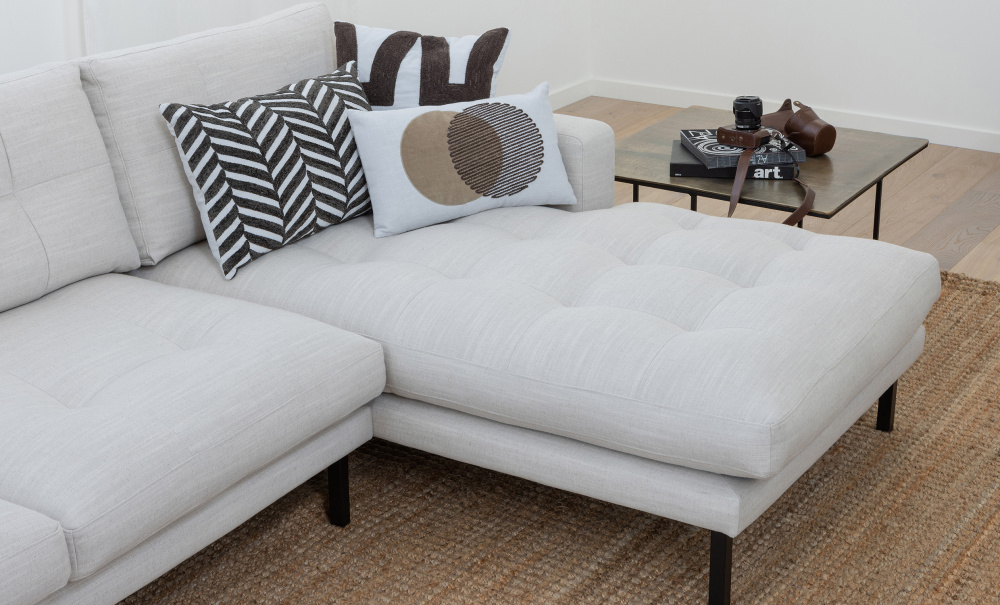 RIVER Divansoffa Hger Beige i gruppen Vardagsrum / Soffor / Divansoffor hos SoffaDirekt.se (373408-N)