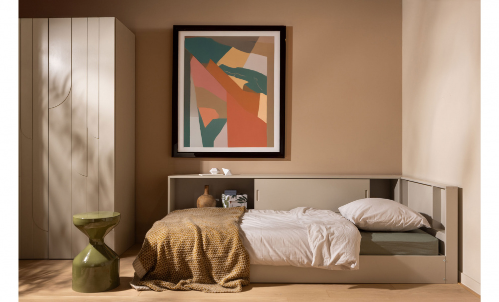 Bild nr 2 (FLOYD Sidobord Gr�n)