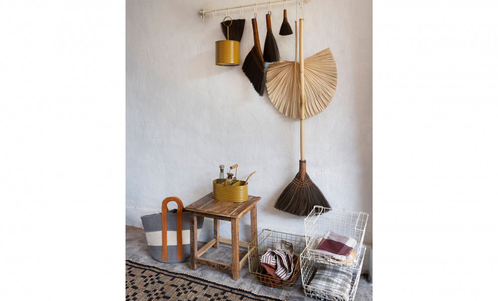 Bild nr 2 (KORG Stapelbar Offwhite M)