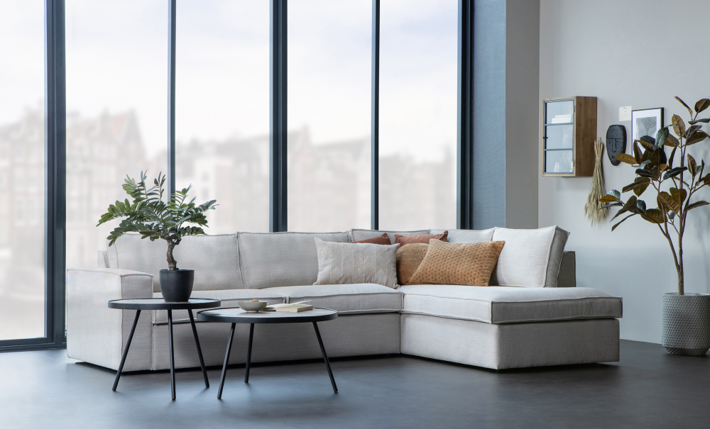 FREDDIE Divansoffa Hger Beige i gruppen Vardagsrum / Soffor / Divansoffor hos SoffaDirekt.se (377319-N)