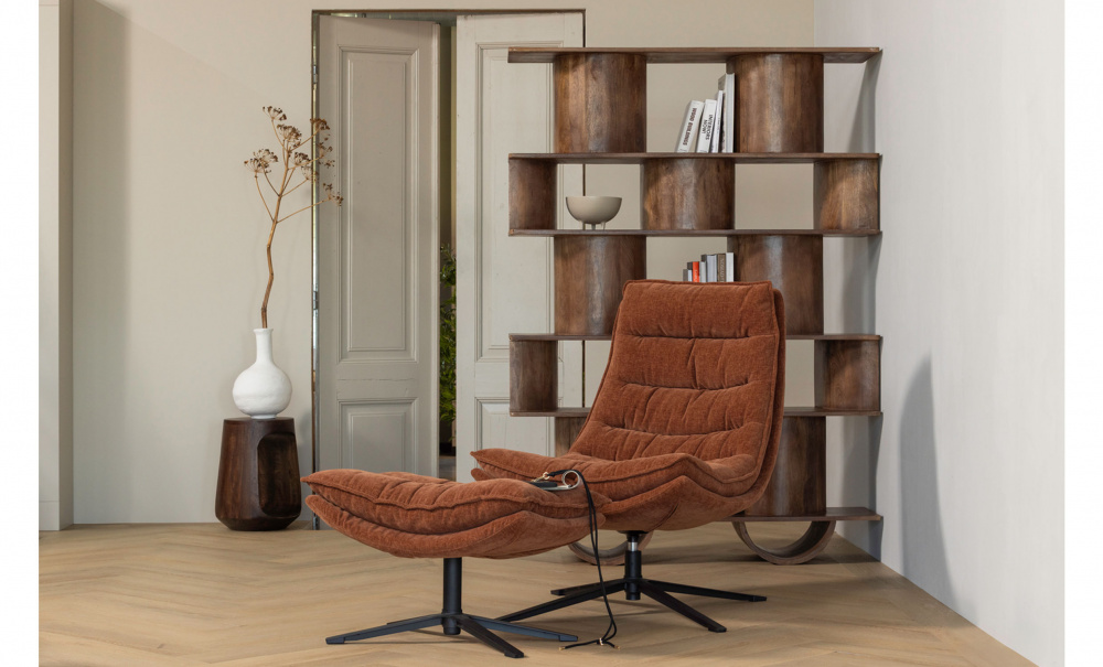 Bild nr 2 (KUBE F�t�lj med fotpall Brun)