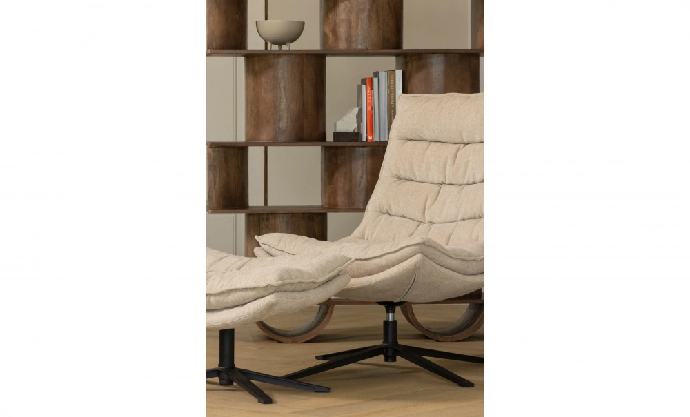 Bild nr 3 (KUBE F�t�lj med fotpall Natur)