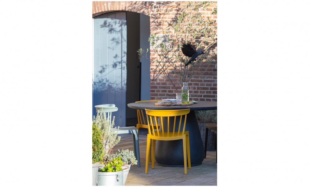 BLISS Stol Gul i gruppen Matplats / Sittmbler / Stolar hos SoffaDirekt.se (378634-O)