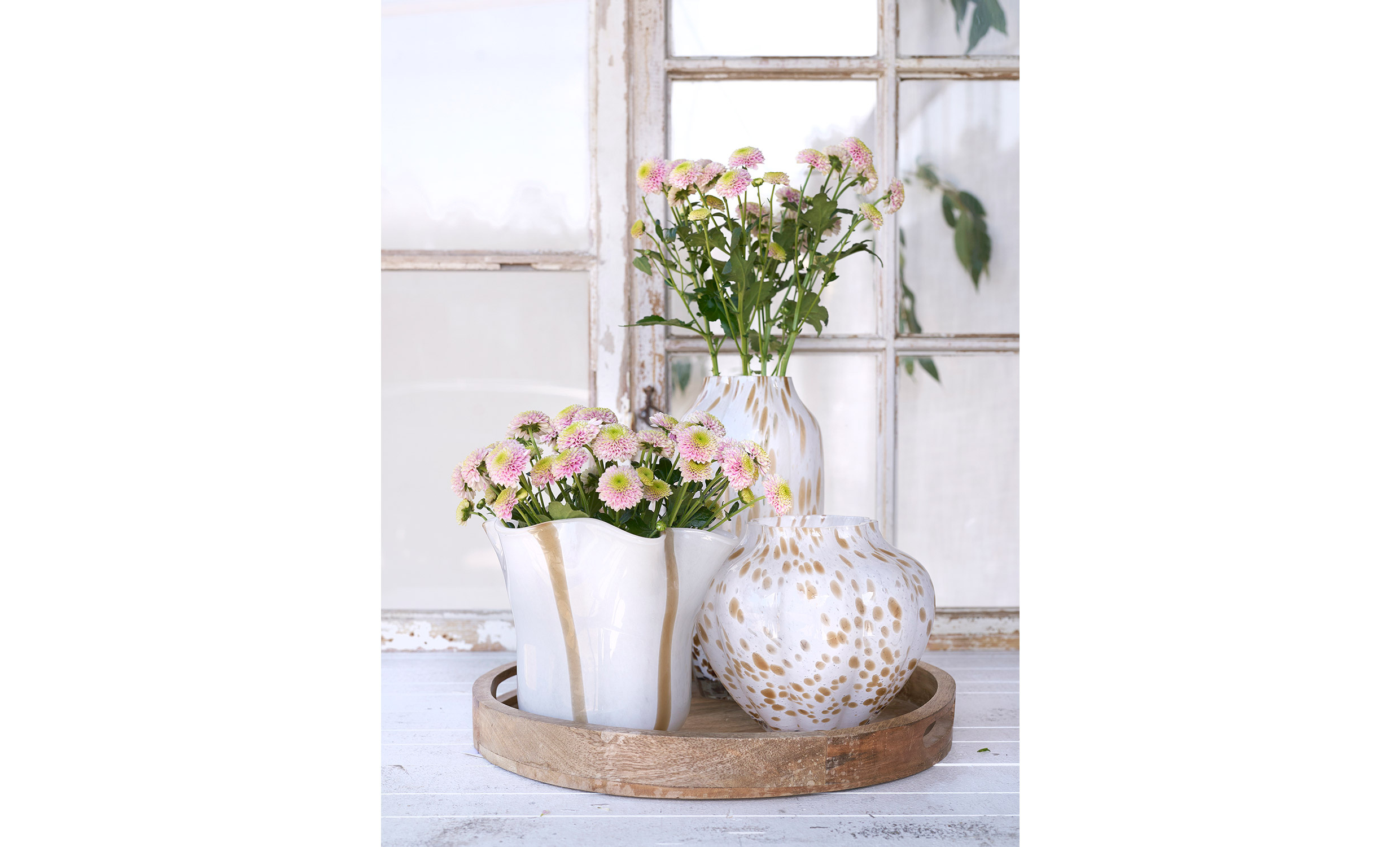 NILEA Vas Rand Vit/Beige