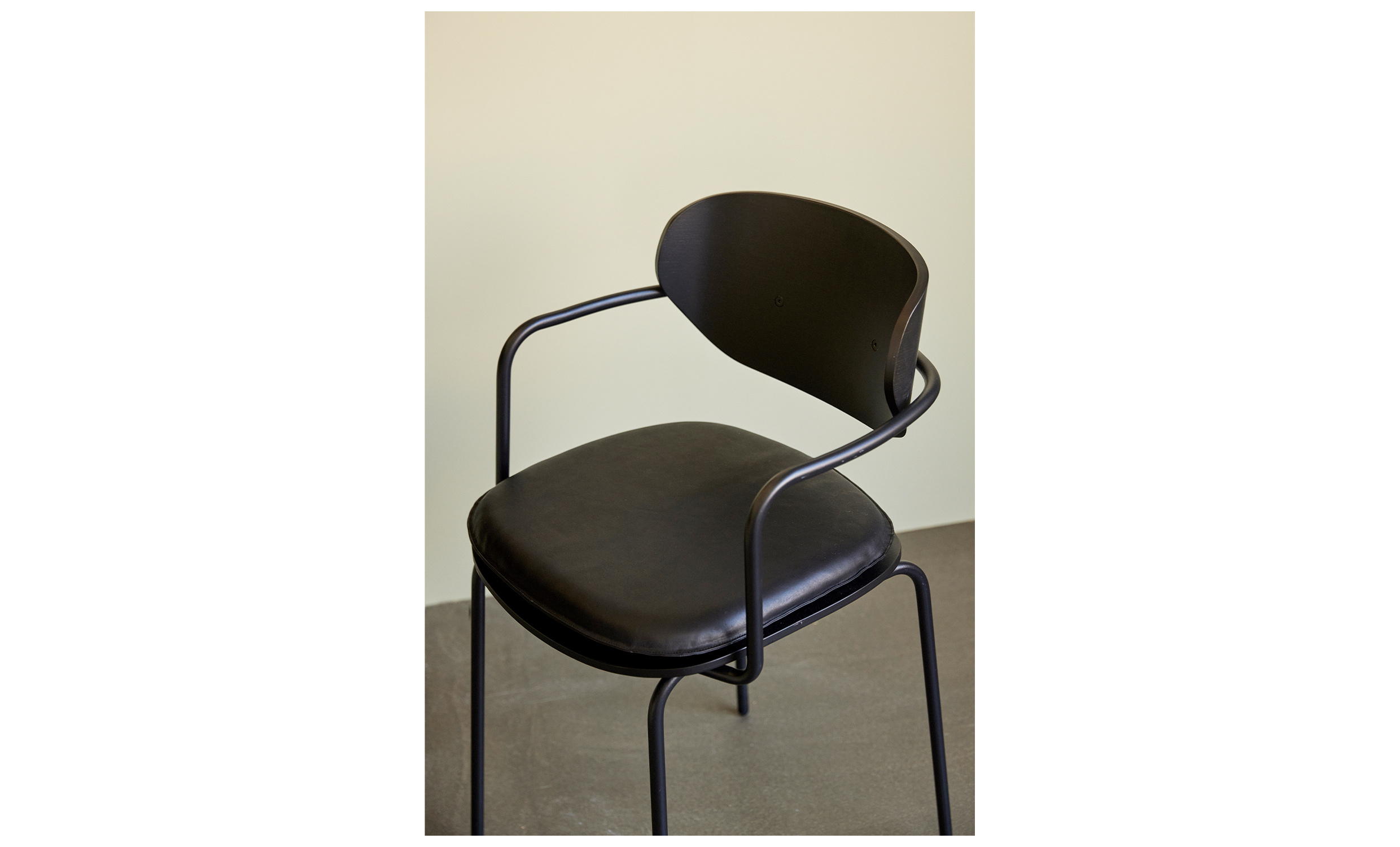 ARCH Sittdyna Lder Svart