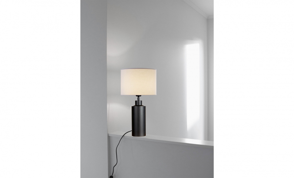 Bild nr 2 (SOLO Bordslampa Svart/Vit 55cm)