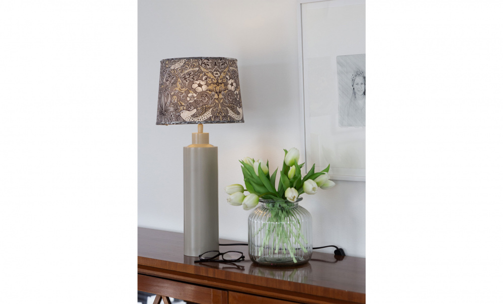 Bild nr 2 (SOLO Bordslampa Beige 58cm)