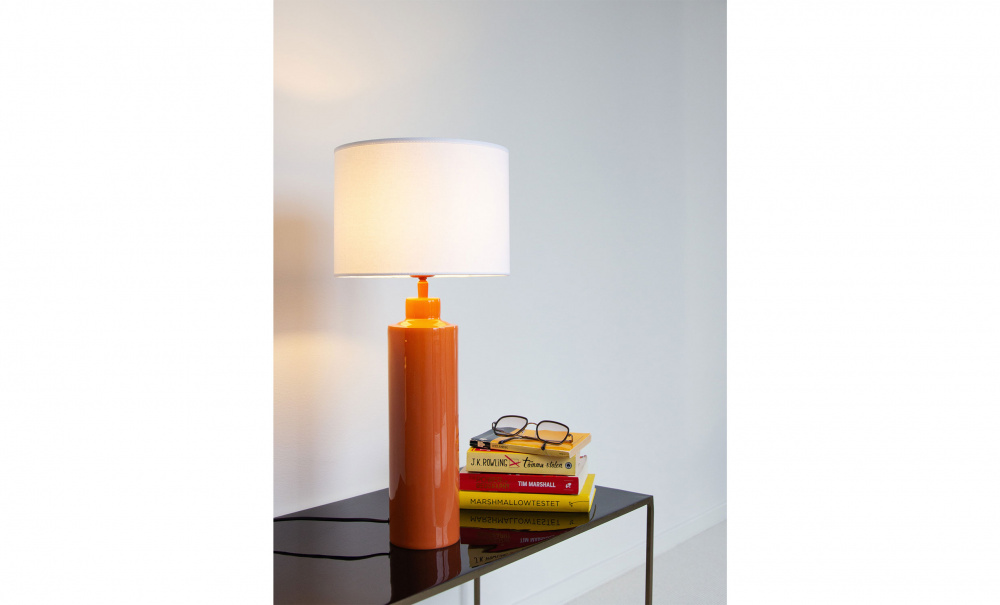 Bild nr 2 (SOLO Bordslampa Blank Orange 65cm)