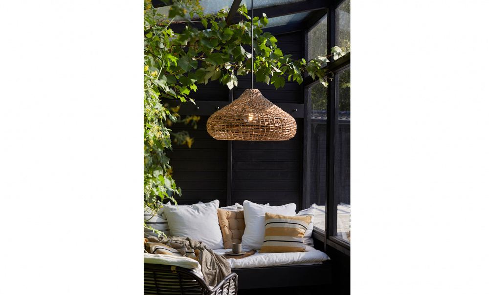 MIRA Taklampa Outdoor 70cm Natur i gruppen Belysning / Lampor / Utomhusbelysning hos SoffaDirekt.se (4170-2503)
