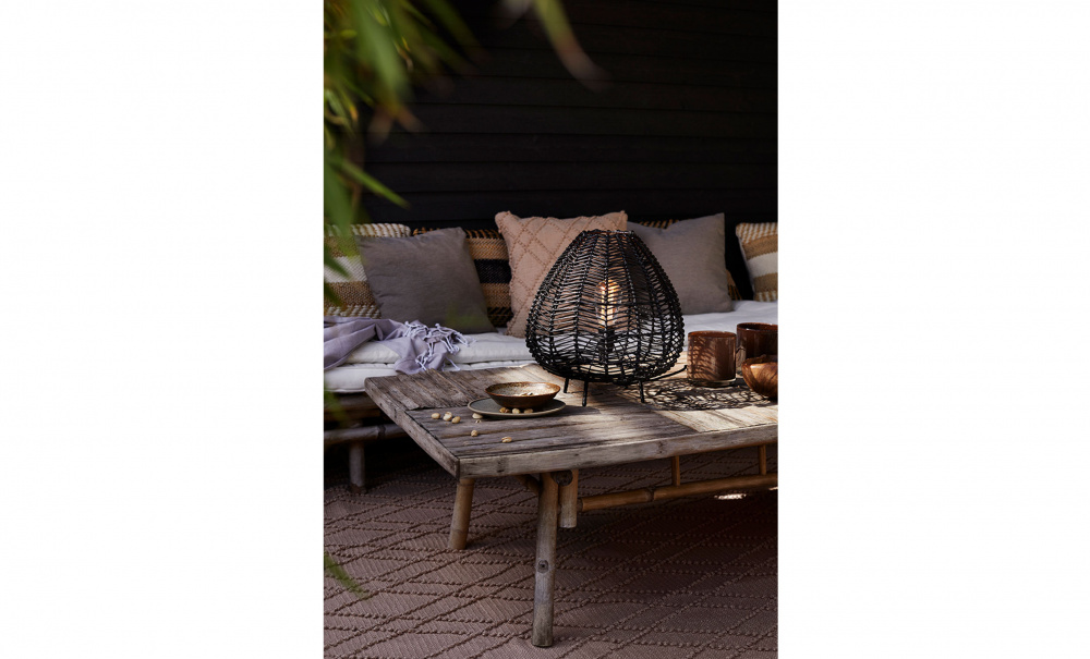 NANA Bordslampa Svart i gruppen Belysning / Lampor / Bordslampor hos SoffaDirekt.se (423603-3509)