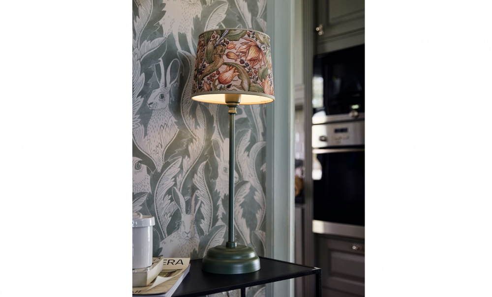 LOTTIE Bordslampa 56cm Beige i gruppen Belysning / Lampor / Bordslampor hos SoffaDirekt.se (4344513-1474)