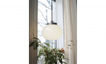 Byt till bild nr 2 (ELSY Fönsterlampa D18cm Vit/Krom)