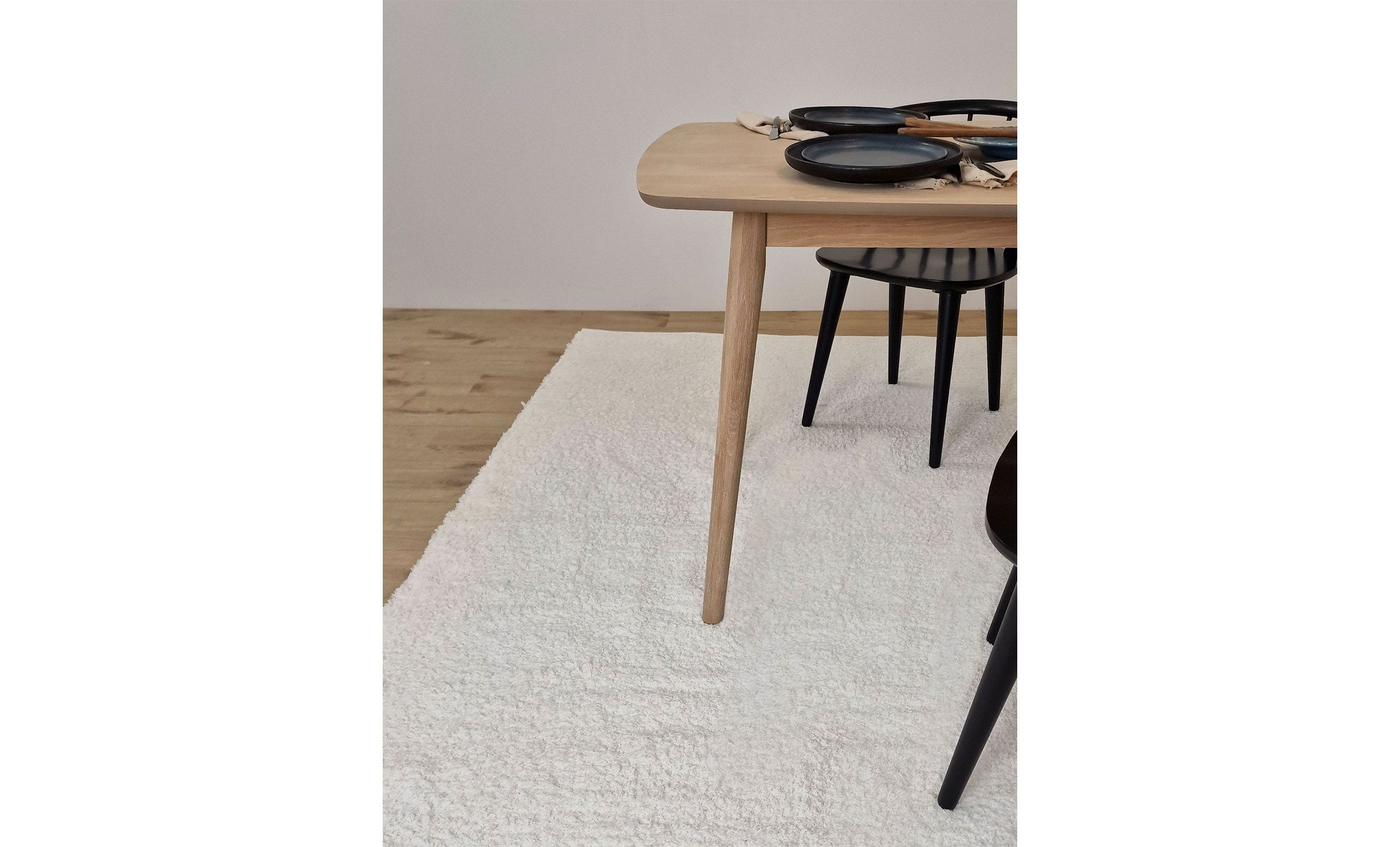 FELIX Matta Vit 200x300