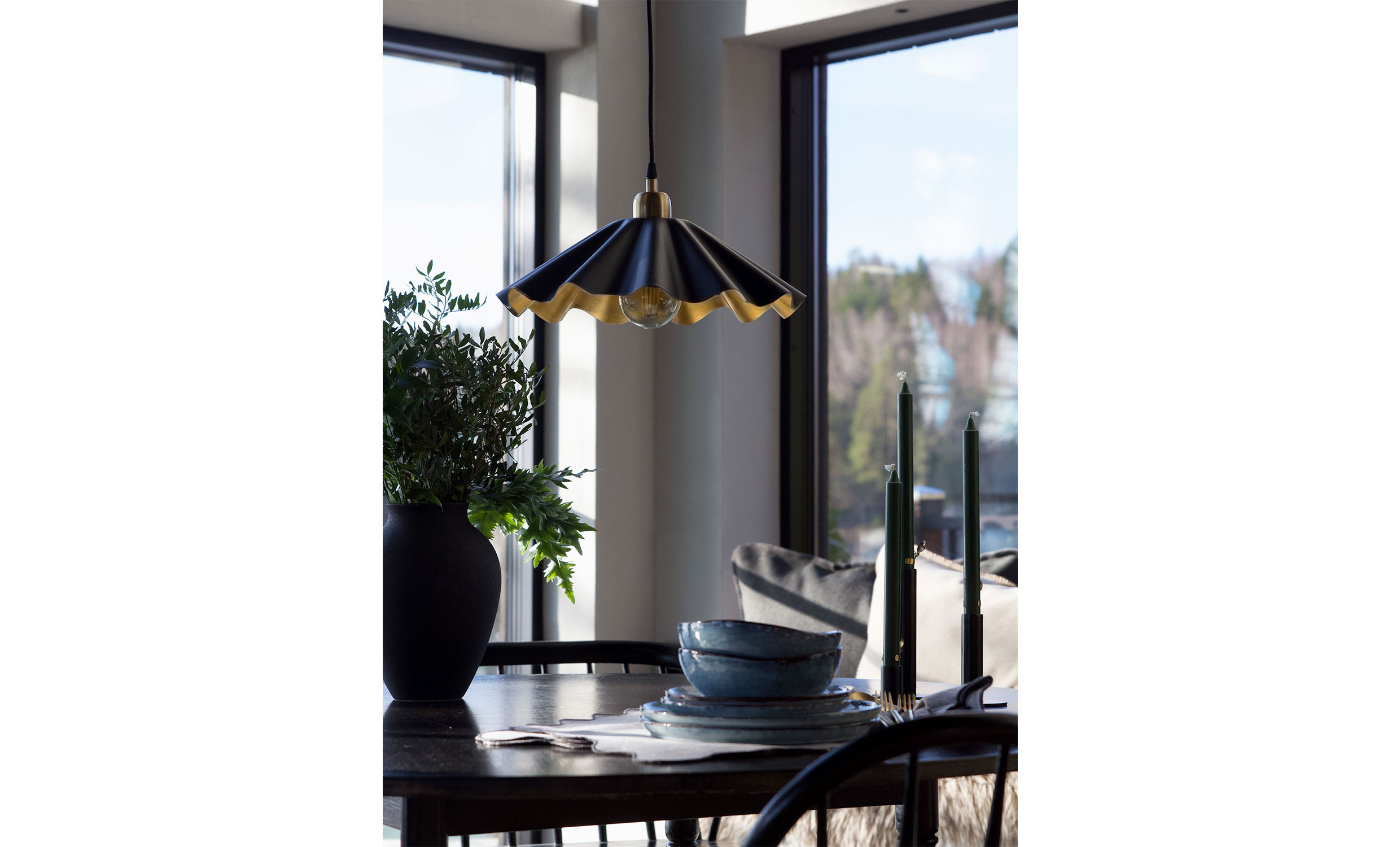 AIRA Taklampa 51cm Svart/Mässing