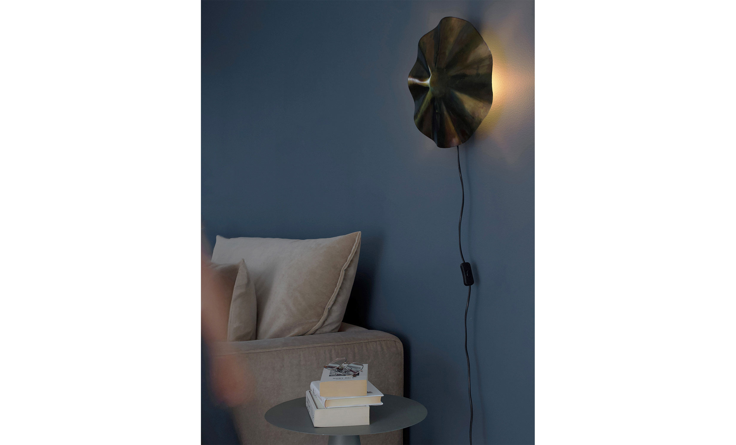 AIRA V�gglampa 35cm Oil Brass