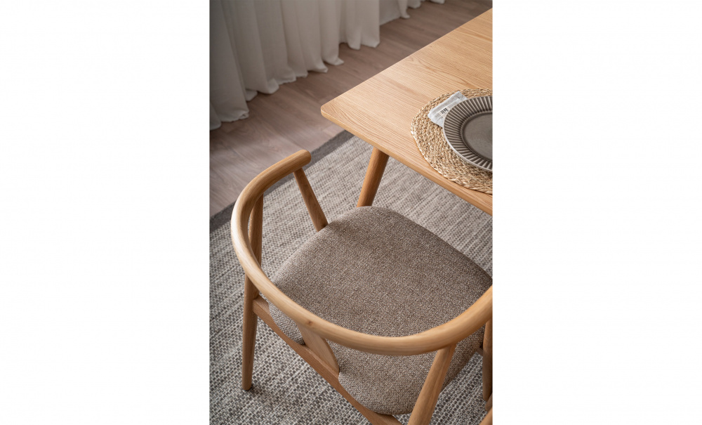 LINA Matstol Natur/Latte i gruppen Matplats / Sittmbler / Stolar hos SoffaDirekt.se (49560002)