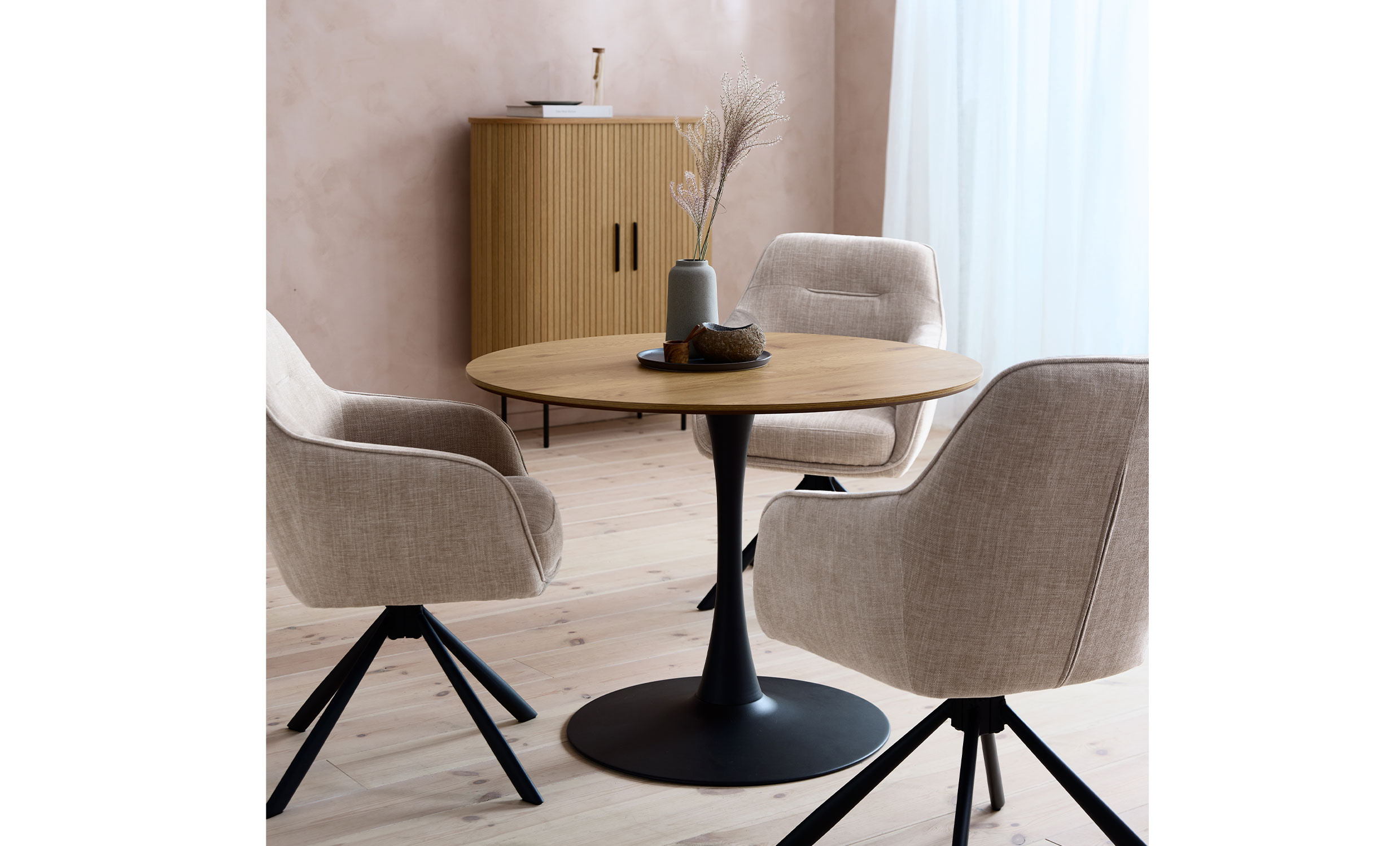 CILLA Matbord 100 Ek/Svart