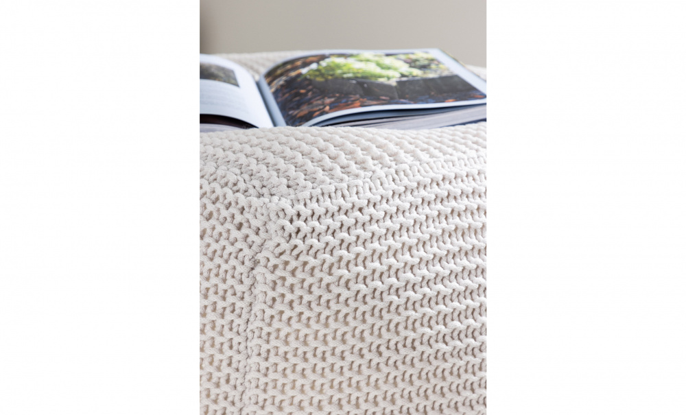 SONNELIE Puff Creme i gruppen Vardagsrum / Ftljer / Sittpuffar hos SoffaDirekt.se (61215-112)