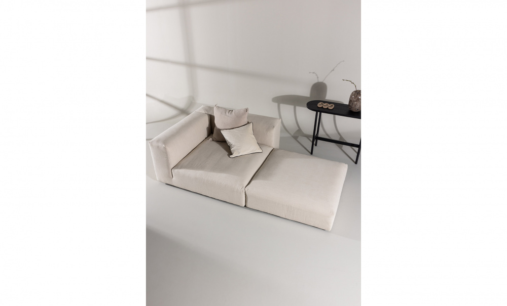 LUNABELLE Sittpuff/Fotpall Beige i gruppen Vardagsrum hos SoffaDirekt.se (61243-102)