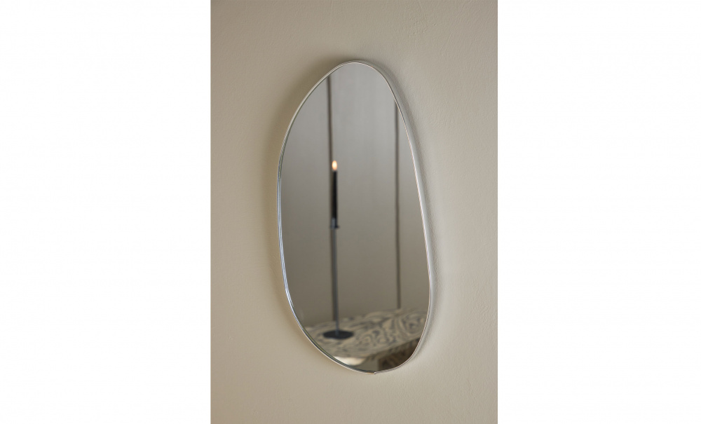 BRIAN Spegel 55x30 Silver i gruppen Dekoration / Speglar hos SoffaDirekt.se (61719-331)