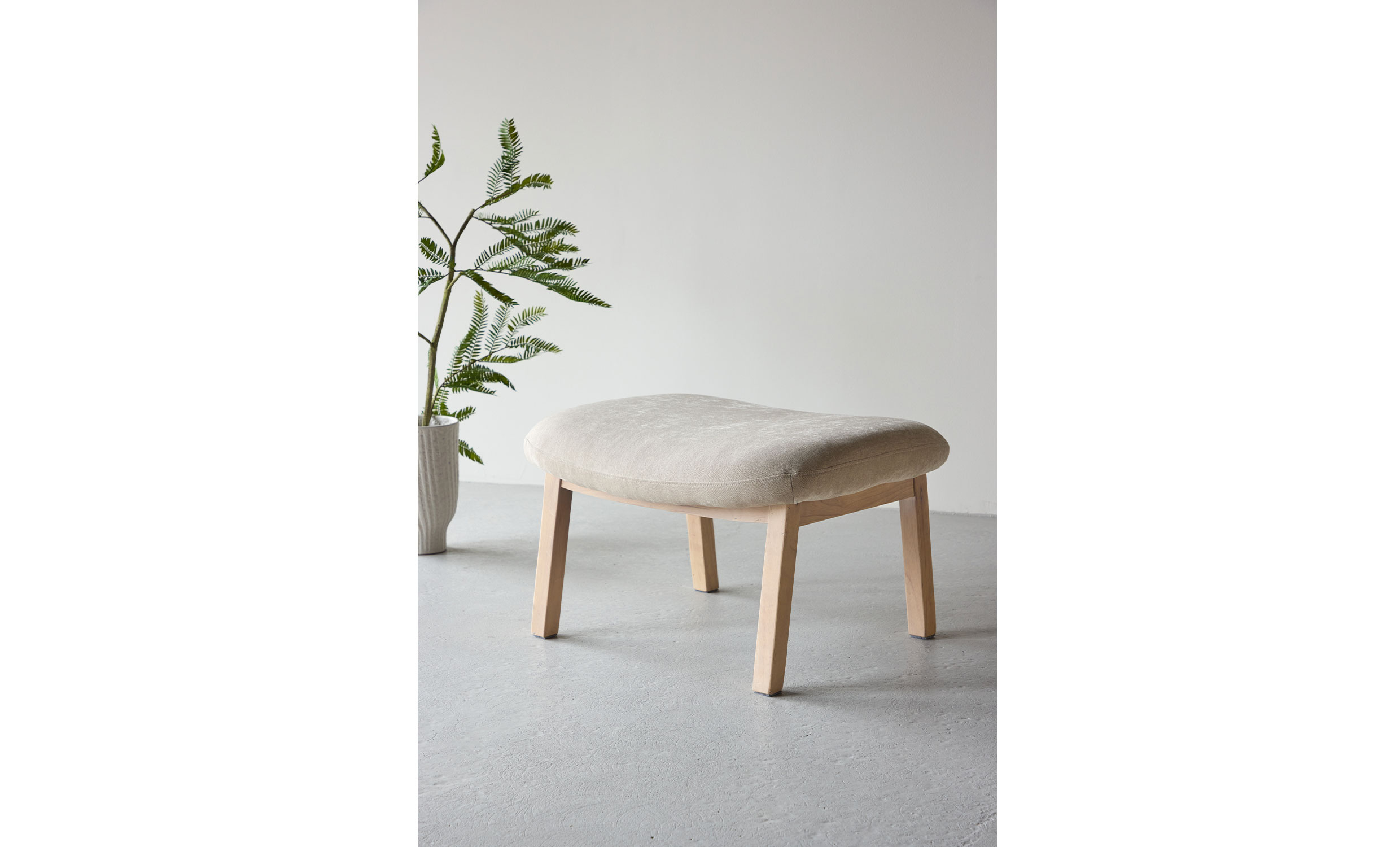 RYLE Fotpall/Sittpuff Beige