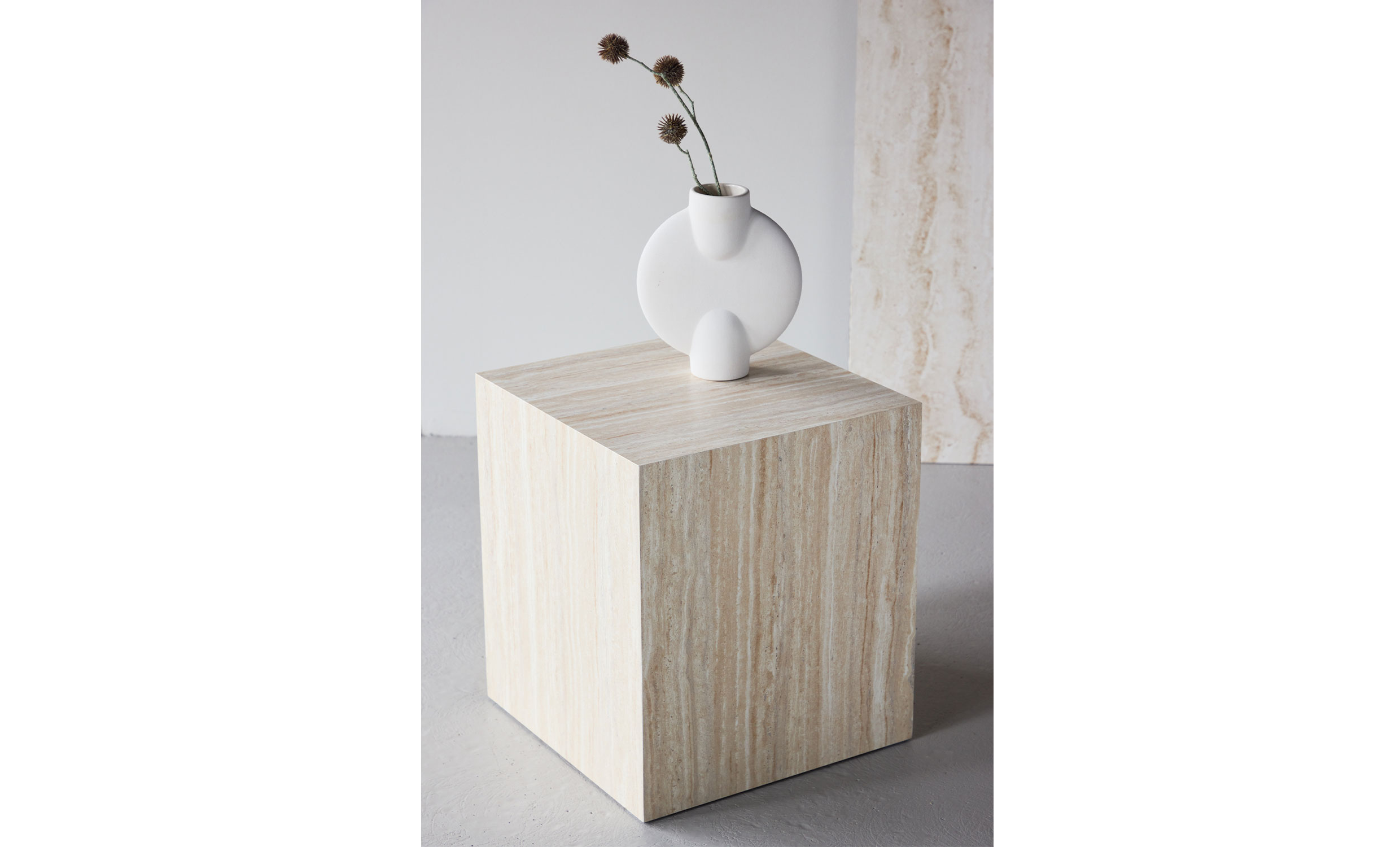 OMA Soffbord 40 Beige