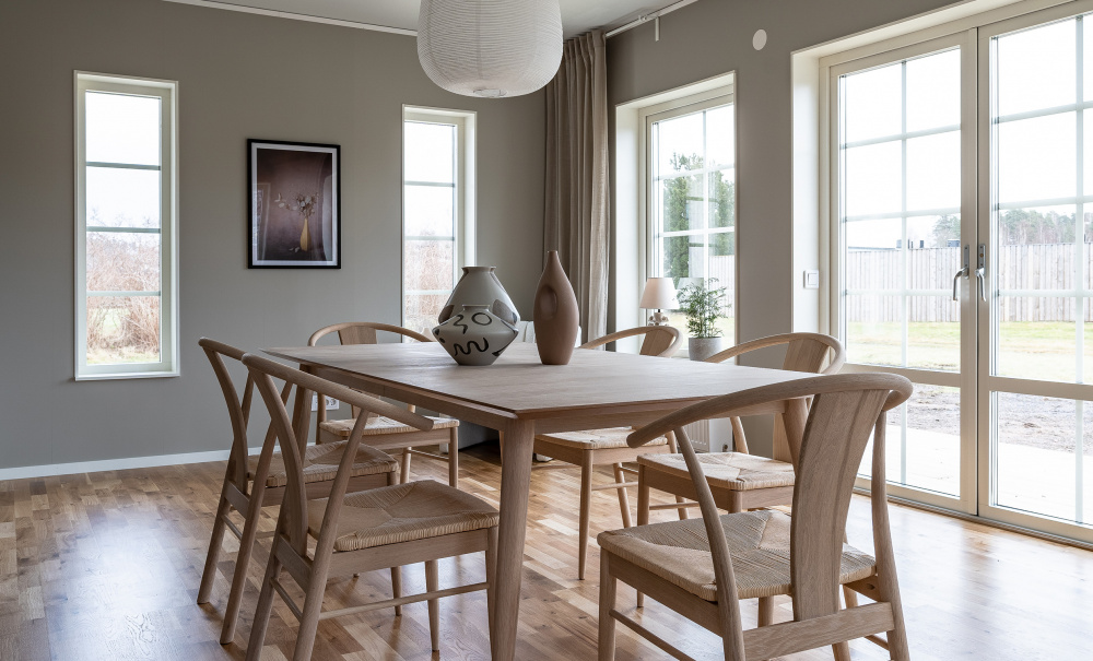 MADS/GINA Matgrupp 6 Stolar i gruppen Matplats / Bord / Matgrupper / Matgrupp 6 stolar hos SoffaDirekt.se (64580-22338-5)