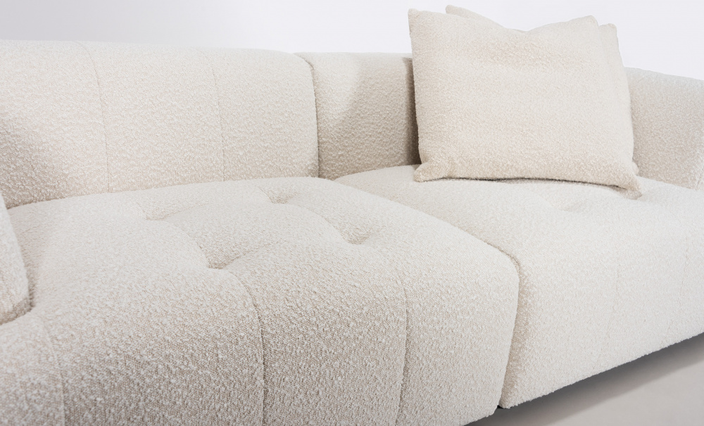 COCO 3-sitssoffa Boucl Offwhite i gruppen Vardagsrum / Soffor / 3-sits soffor hos SoffaDirekt.se (656-COC-3S-LOT2)