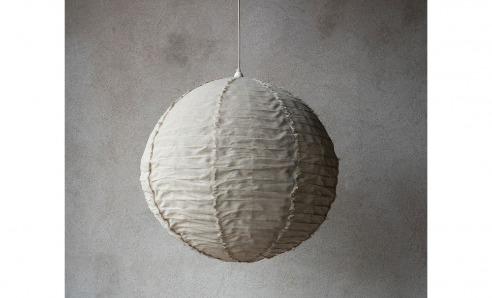 FLORES Klot Taklampa Linne i gruppen Belysning / Lampor / Taklampor hos SoffaDirekt.se (65707)
