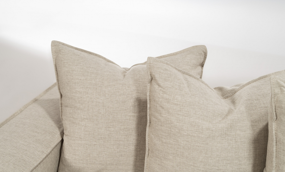 LOFT 4-sitssoffa Beige i gruppen Vardagsrum / Soffor / 4-sits soffor hos SoffaDirekt.se (671LO4S-FLW5A)