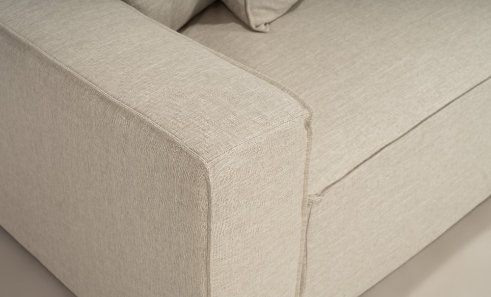 LOFT 4-sitssoffa Beige i gruppen Vardagsrum / Soffor / 4-sits soffor hos SoffaDirekt.se (671LO4S-FLW5A)