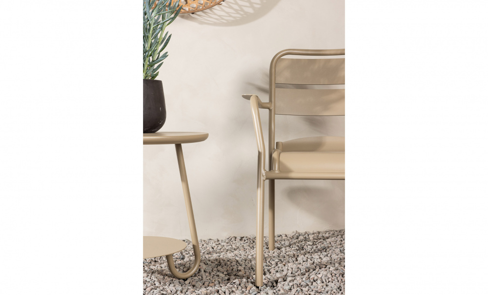 ARON Cafset Beige i gruppen Utembler / Trdgrdsgrupper / Cafgrupper & mbler hos SoffaDirekt.se (6944-102)