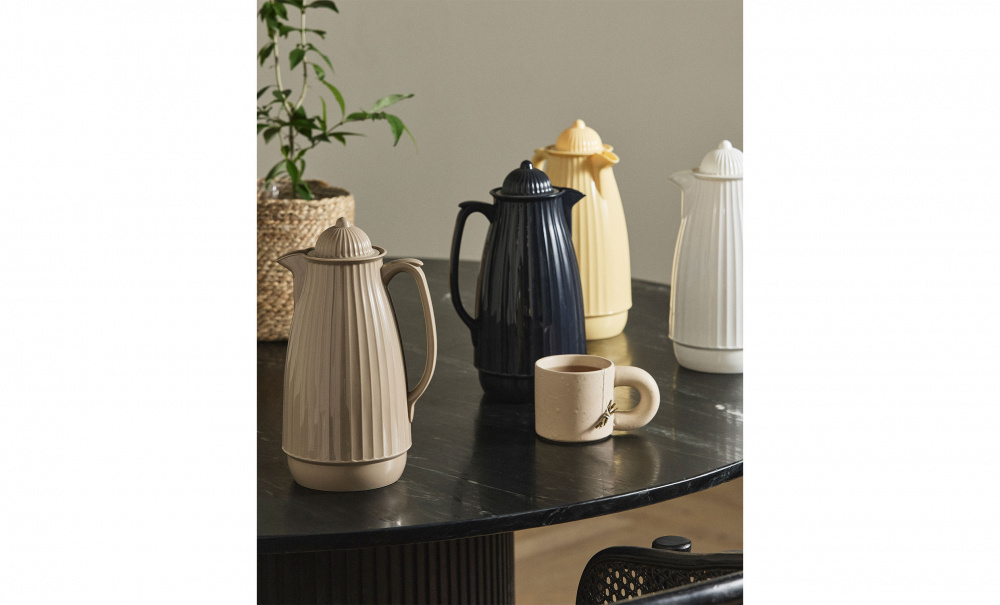 Bild nr 3 (CARVI Termoskanna Svart)