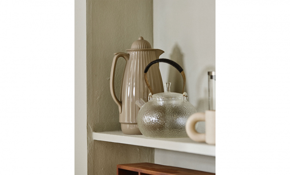 Bild nr 3 (CARVI Termoskanna Beige)