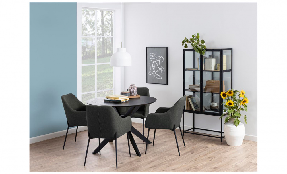 DERBY Matbord Svart i gruppen Matplats / Bord / Matbord hos SoffaDirekt.se (80527)