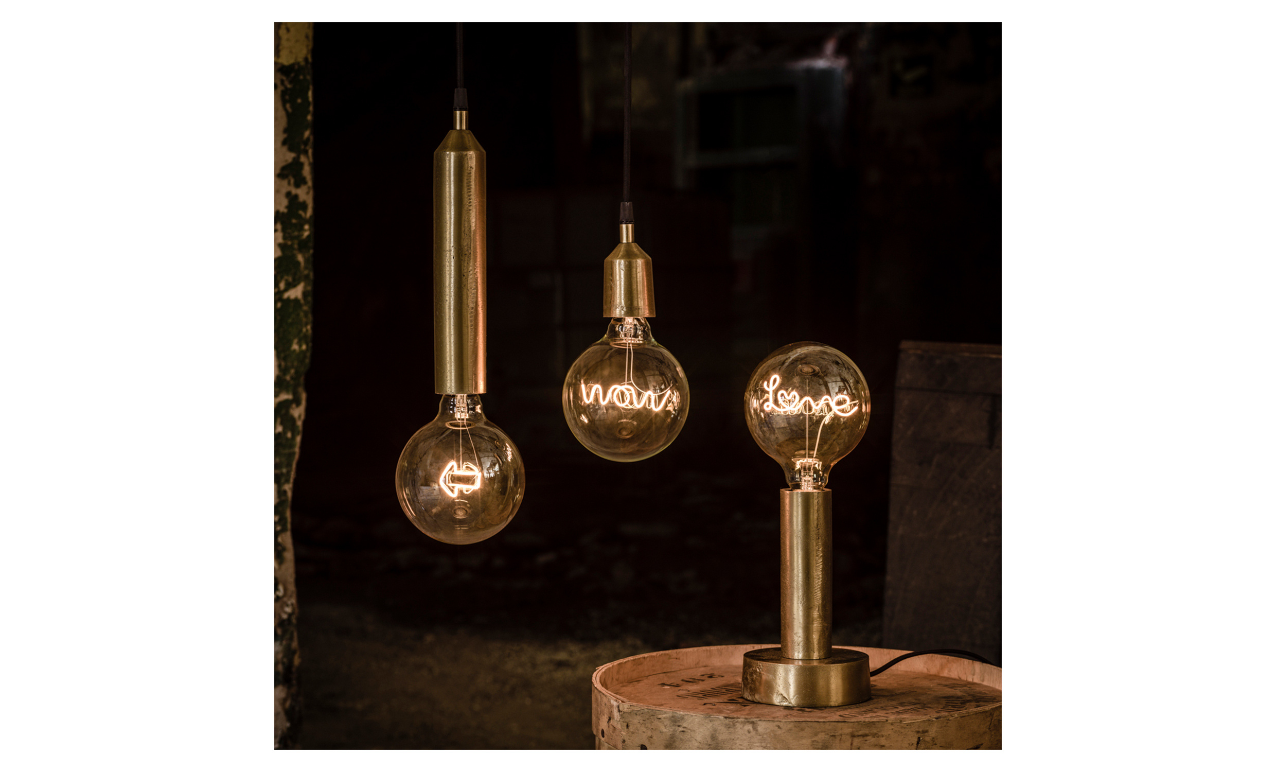 NOTICE Bordslampa Rguld 47cm