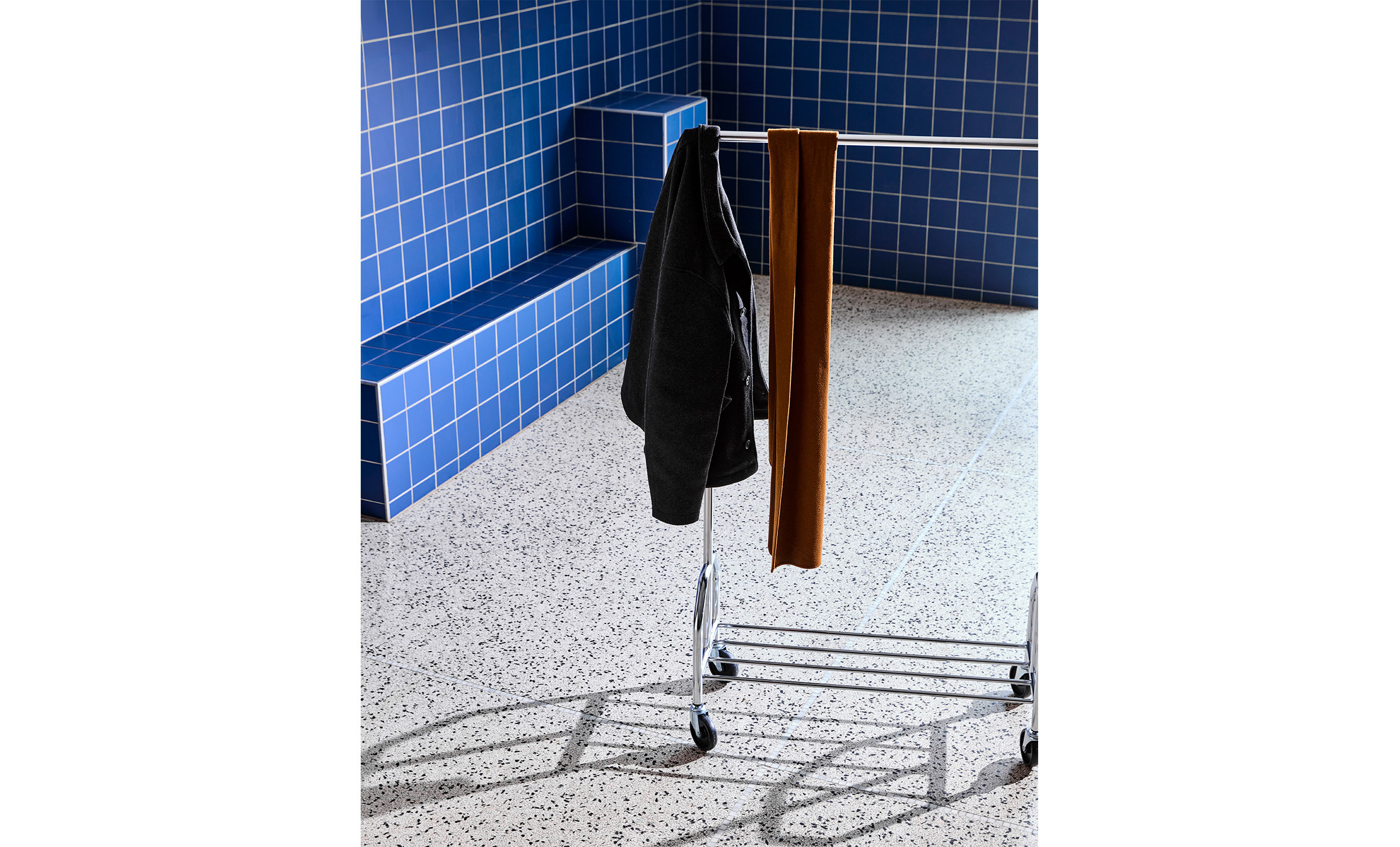 ROBE Kl�dstativ Silver L