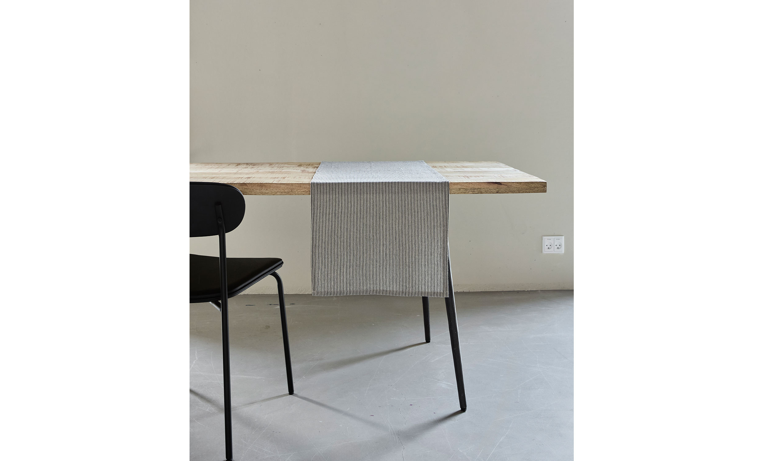 BLOCK L�pare 40x140 Sand/Svart