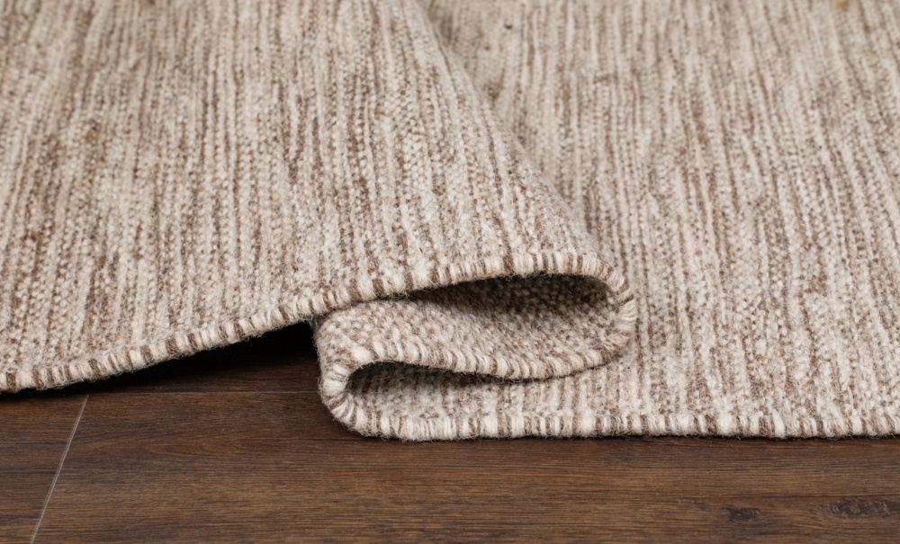 BJRKA Ullmatta 200x300 Mrklinne i gruppen Mattor & Textil / Mattor / Ullmattor & Rllakan hos SoffaDirekt.se (99576-1)