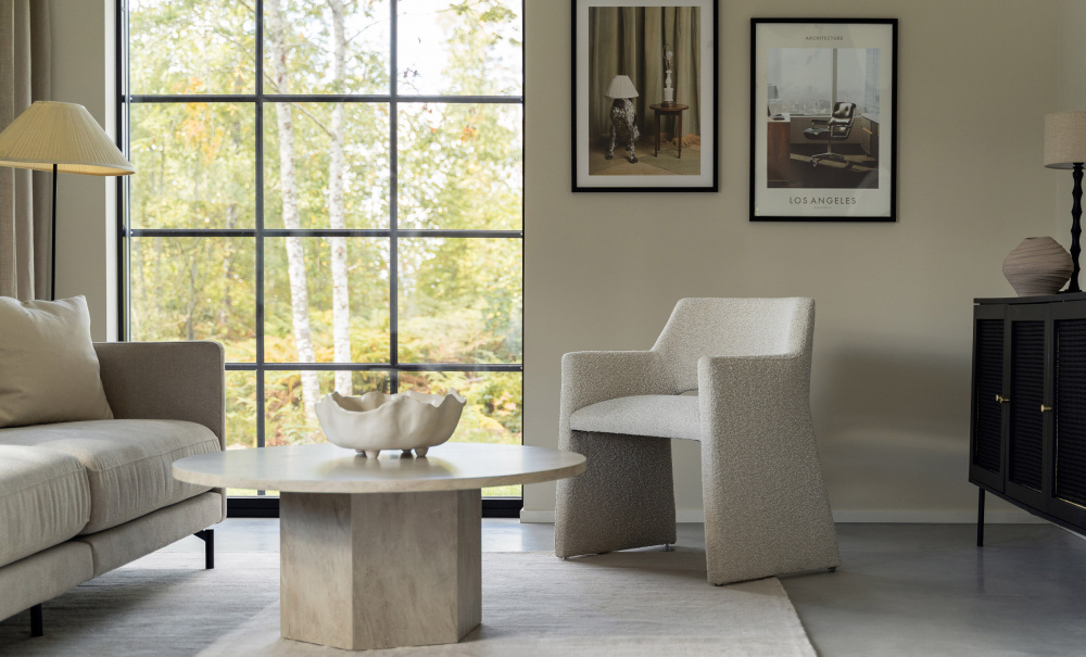 HAILY Stol Boucl Offwhite i gruppen Matplats / Sittmbler / Stolar hos SoffaDirekt.se (BH-A464-A2635-2A)