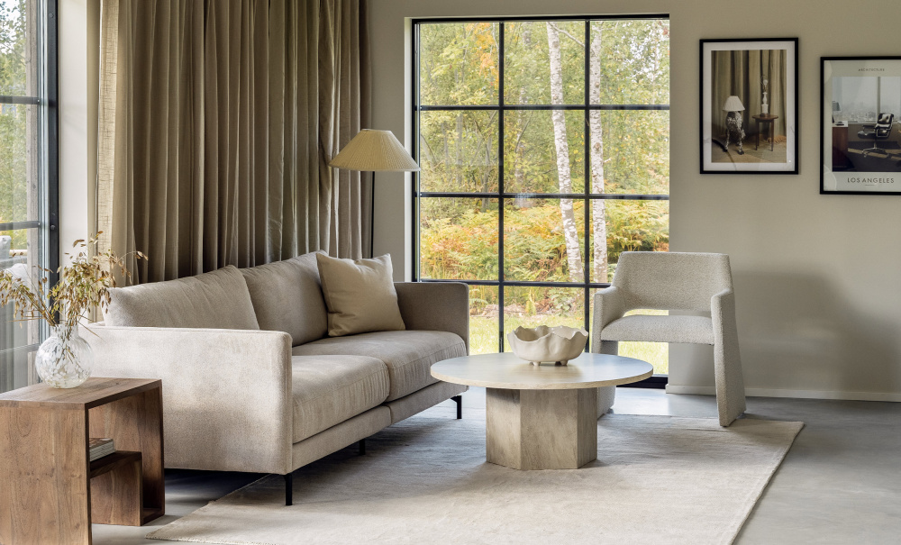 HAILY Stol Boucl Offwhite i gruppen Matplats / Sittmbler / Stolar hos SoffaDirekt.se (BH-A464-A2635-2A)