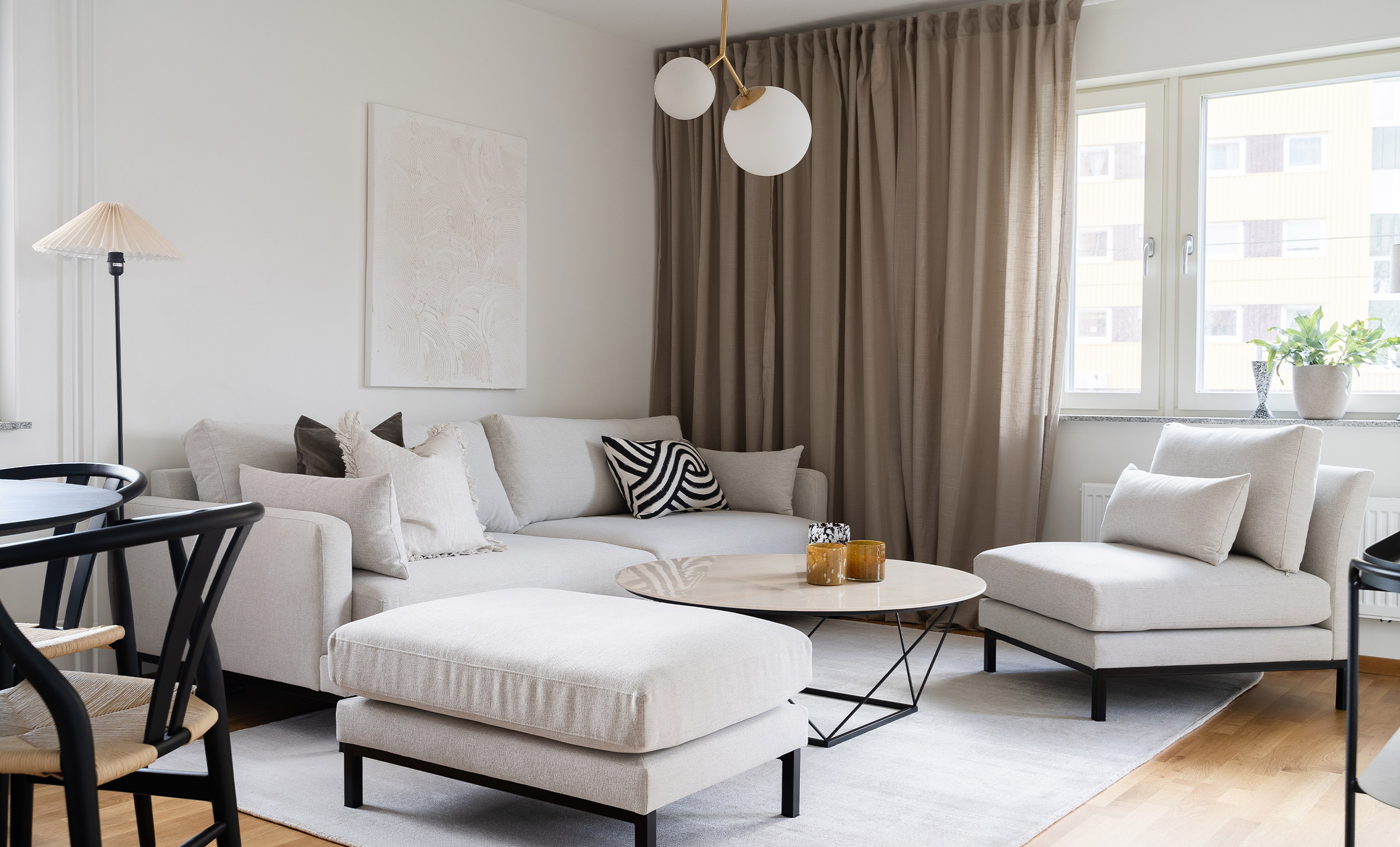 BOLUND Fotpall Velvet Greige