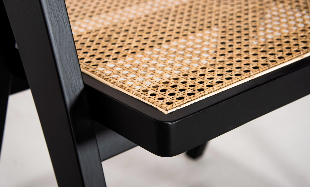 BEAU Karmstol Svart i gruppen Matplats / Sittmbler / Stolar hos SoffaDirekt.se (CSC1925-BLACK)