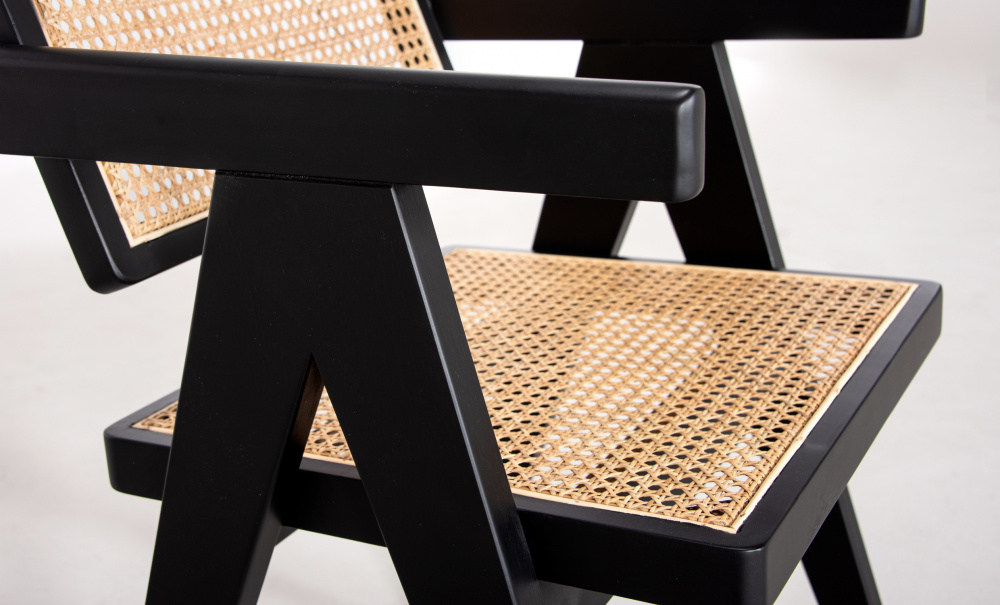 BEAU Karmstol Svart i gruppen Matplats / Sittmbler / Stolar hos SoffaDirekt.se (CSC1925-BLACK)