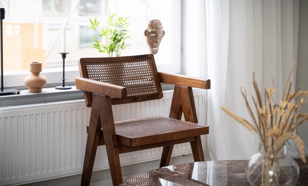 BEAU Karmstol Brun i gruppen Matplats / Sittmbler / Stolar hos SoffaDirekt.se (CSC1925-BROWN)