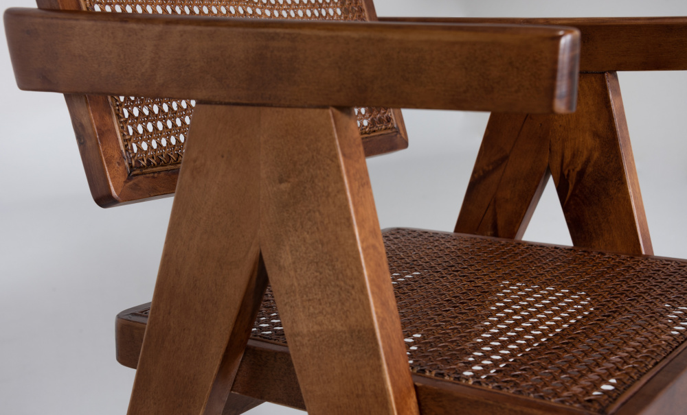 BEAU Karmstol Brun i gruppen Matplats / Sittmbler / Stolar hos SoffaDirekt.se (CSC1925-BROWN)