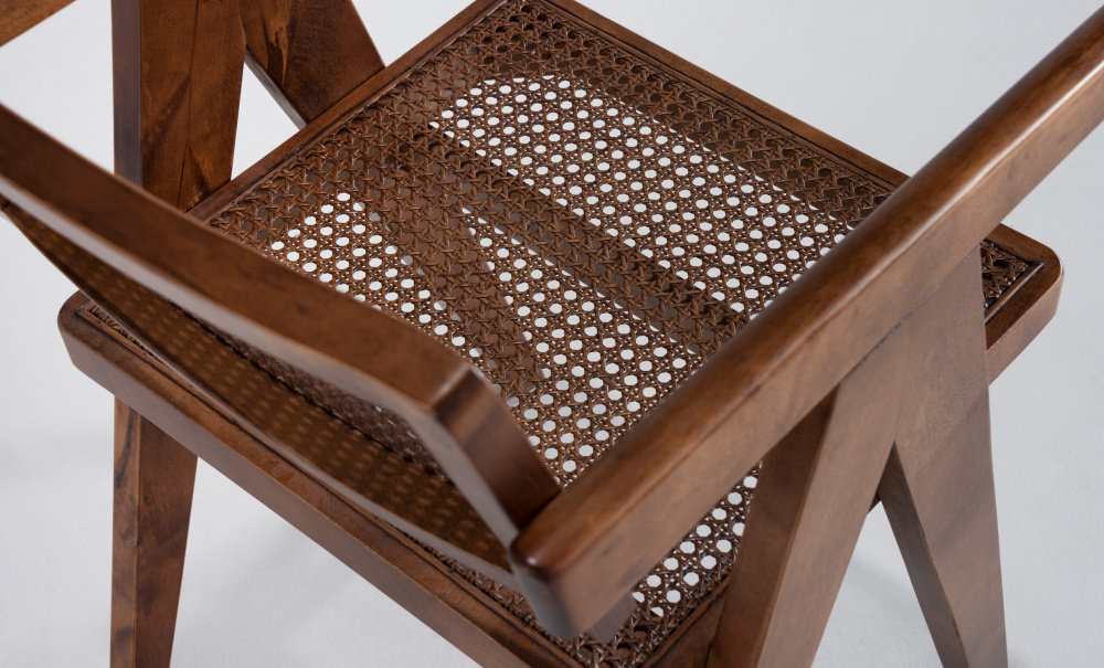 BEAU Karmstol Brun i gruppen Matplats / Sittmbler / Stolar hos SoffaDirekt.se (CSC1925-BROWN)
