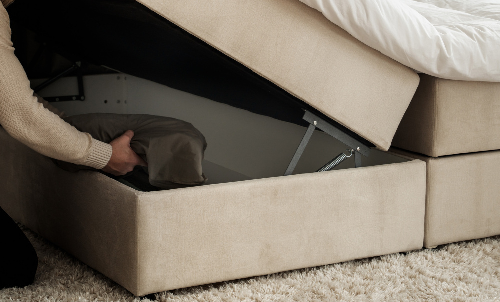 DANVIK/PENNY 180 Sngpaket Sammet Beige i gruppen Sovrum / Sngar / Sngar 180 hos SoffaDirekt.se (DAN-PENSG180-MO02)