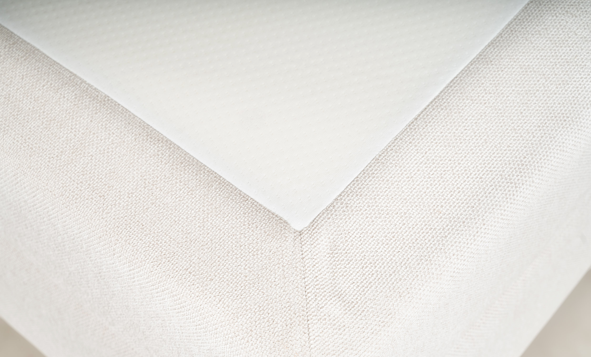 Zooma bild nr 5 (ELIE EXCLUSIVE Kontinentalsäng 160 Medium/Medium Offwhite)